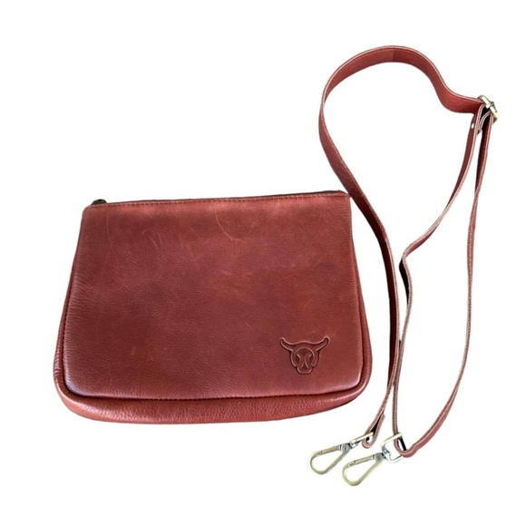 Le Vero Toro Red Leather Crossbody Bag Purse Multi-Compartmental GUC - Picture 7 of 14